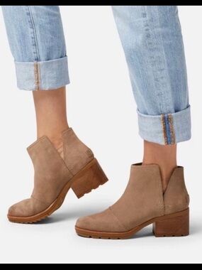Sorel Cate Cut Out Ankle Boots Block Heel Suede 6.5